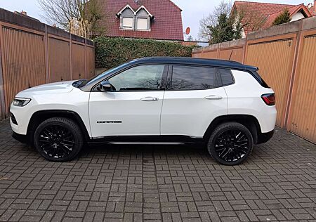 Jeep Compass 1.5 GSE T4 48V e-Hybrid Automatik