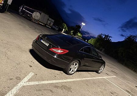 Mercedes-Benz CLS 350 CDI DPF BlueEFFICIENCY 7G-TRONIC
