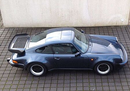 Porsche 930 Turbo, für 80 TEUR überholt