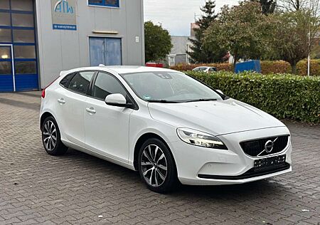 Volvo V40 Momentum Automatik*Klimaautomatik*LED*