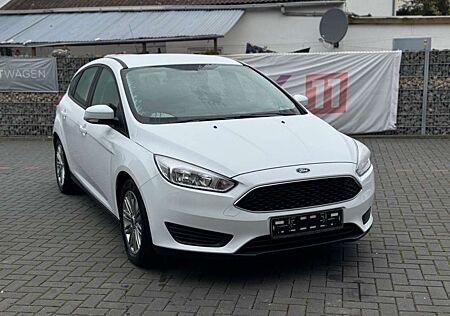 Ford Focus Lim. 1.HAND*ORIG. 10765KM*GARANTIE*