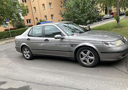 Saab 9-5 2.3t Arc