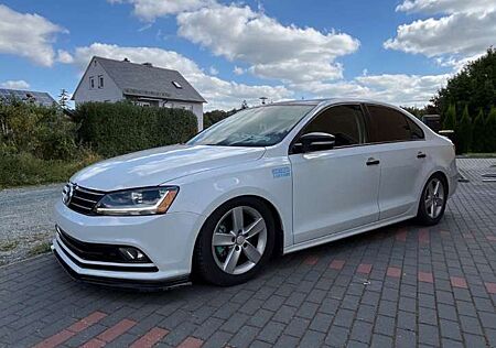 VW Jetta Volkswagen 1.4 TSI DSG Wolfsburg Edition 2. Hand / Import