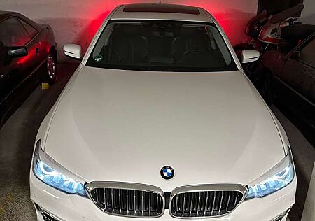 BMW 530 e xDrive Luxury Line