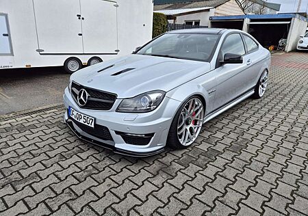 Mercedes-Benz C 63 AMG Coupe Edition 507 Panoramadach