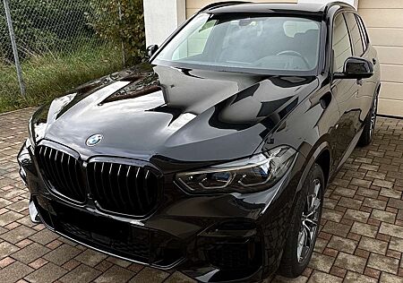 BMW X5 xDrive 30d M SportPaket/Laser/Standhzg/AHK/MwSt aw