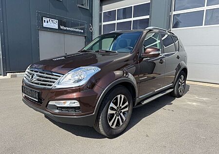 SsangYong Rexton W Sapphire 4WD,Leder,Standheizung,DAB