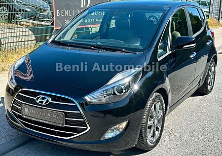 Hyundai ix20 Style/1.HAND/AUTOMATIK/PANO/NAVI/KLIMA/TMP