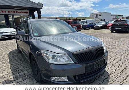 Skoda Octavia Combi Elegance /DSG/ SHZ/AHK/Tempoamat