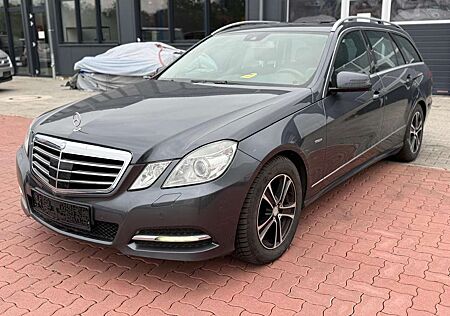 Mercedes-Benz E 300 Avantgarde 3,0CDI Start/Stop*PDC*Navi*Tempomat*SHZ