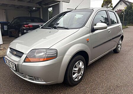 Chevrolet Kalos 1.4 16V SX Anhängerkupplung Klimaanlage