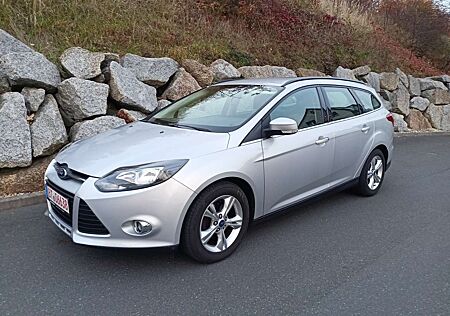 Ford Focus Turnier / Zahnriemen u. HU neu !!!