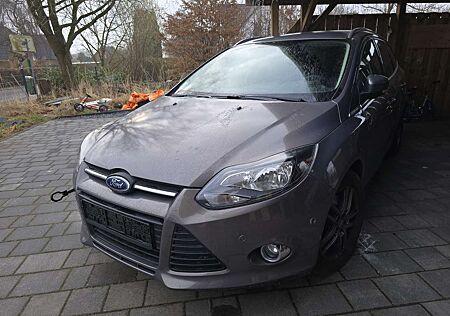 Ford Focus Turnier 1.6 EcoBoost Start-Stopp-System Champions