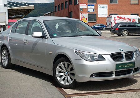 BMW 530i 530 Baureihe 5 Lim. xDrive*XENON*AHK*SHZ*TE