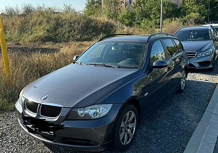 BMW 320i 320 Touring