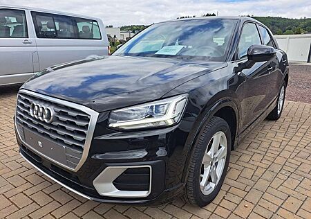 Audi Q2 1.0 30 TFSI sport AHK//Navi//wenig Km!!!