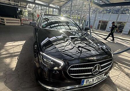 Mercedes-Benz E 220 d T 9G-TRONIC Avantgarde