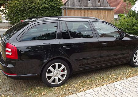 Skoda Octavia Combi 2.0 TDI DPF RS