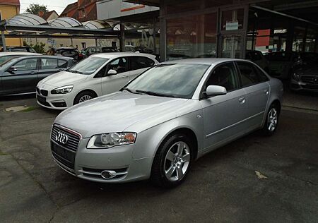 Audi A4 3.2 FSI multitronic Limousine