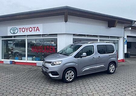Toyota Pro Ace Proace Verso Team D