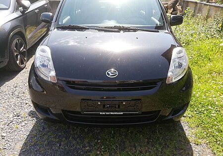 Daihatsu Sirion 1.0