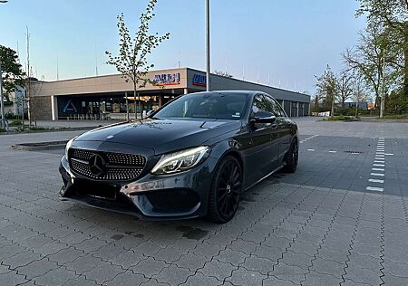 Mercedes-Benz C 400 4Matic 7G-TRONICAMG Line