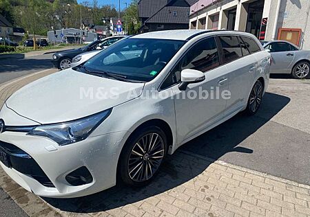 Toyota Avensis 1.8 Klimaaut.,Navi,SHZ,Leder.1.Hand