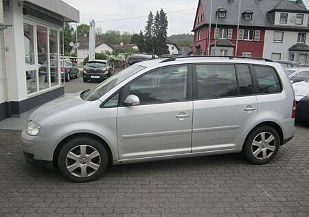 VW Touran Volkswagen 2.0 TDI Goal Klima/AHK/Navi/1.000,-!!!
