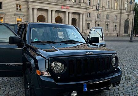 Jeep Patriot 2.4 CVT Limited(American Chrysler SUV, Benzin+LPG)
