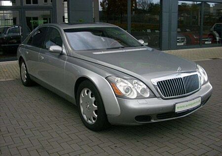 Maybach 57 Top 2-farbig silber, sehr gepflegt neuwertig