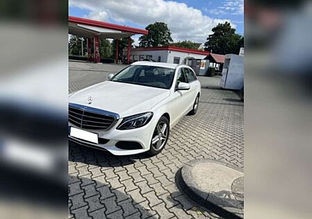 Mercedes-Benz C 250 (BlueTEC) d T 7G-TRONIC Exclusive