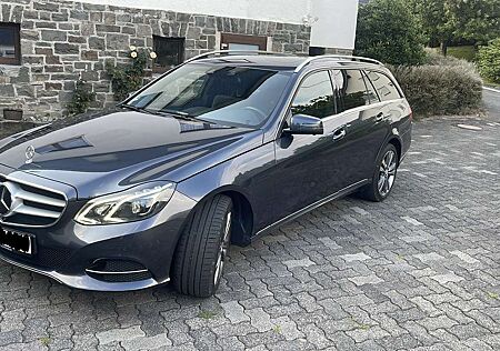Mercedes-Benz E 350 BlueTec 4Matic (212.294)