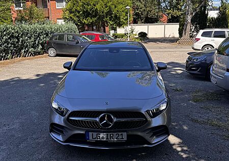 Mercedes-Benz A 250 7G-DCT