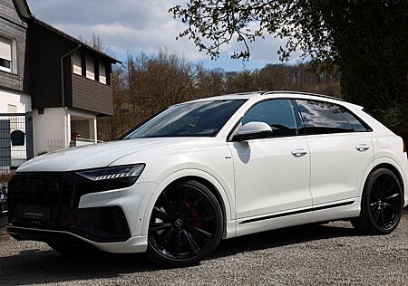 Audi Q8 55 TFSIe Q/PANO/VOLL!/S-Sitz/HUD/Massage/23"/