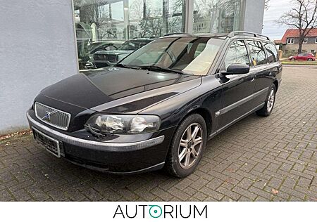 Volvo V70 Kombi 2.4 125KW AUTOM. LEDER XENON LMF TEMP