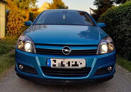Opel Astra Fließheck 5-Türer 1.6