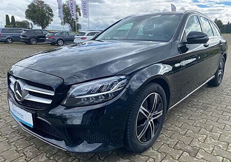 Mercedes-Benz C 220 T d AVANTGARDE LED KAMERA AHK PDC SHZ ALU