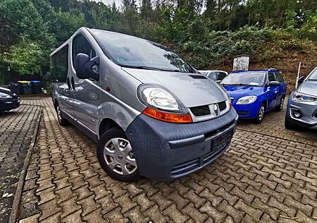 Renault Trafic DPF 2,9t/9 Sitze verglast/Klimaanlage /AHK/