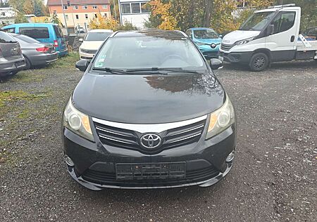 Toyota Avensis Life