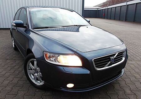 Volvo S40 1.6D DPF.SPORT.TÜV.03/2028.MET.ALU.T-LEDER