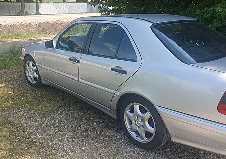 Mercedes-Benz C 180 Sport