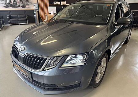 Skoda Octavia 2.0 TDI LED SCHEINWERFER APPLE CAR PLAY