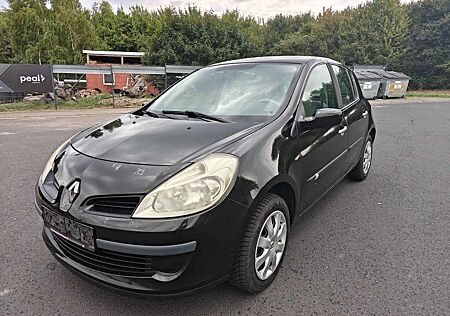 Renault Clio 16V 1.6 HU8/27*KLIMA*BC*PDC*MFL*CD-RADIO*5TÜRER