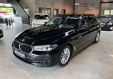 BMW 520 Touring Kamera LED Leder LiveC. Sportsitze