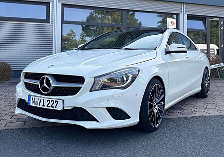 Mercedes-Benz CLA 250 CLA 7G-DCT AMG Line