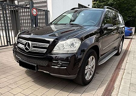 Mercedes-Benz GL 450 V8 4Matic Leder KlimaAuto.Navi Tüv Neu