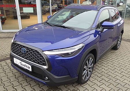 Toyota Corolla Cross 2.0 Hybrid 4x2 Team-D + AHK + Allwetterreifen