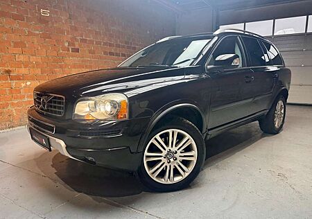 Volvo XC 90 XC90 D5 Momentum Geartronic +7SITZER+NAVI+LEDER+