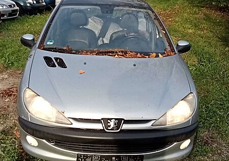 Peugeot 206 1,6 MOTOR * 4 X TÜREN