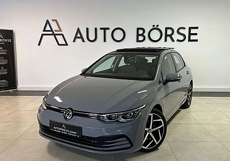 VW Golf Volkswagen VIII Lim DSG LIFE*NAVI*PANO*ViCo*STH*MATRIX